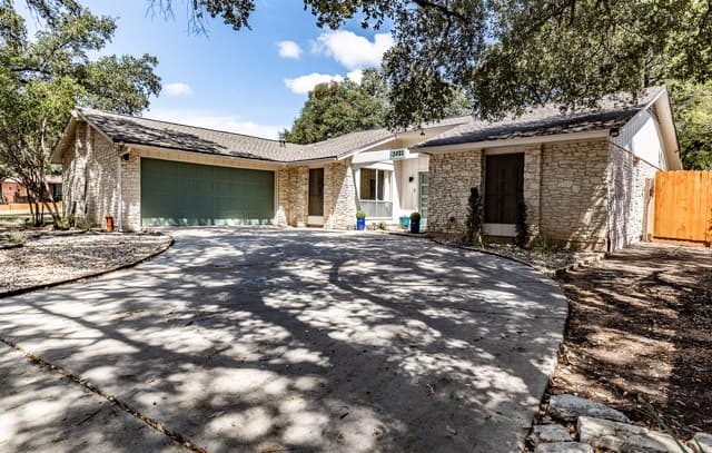 13022  El Marro St