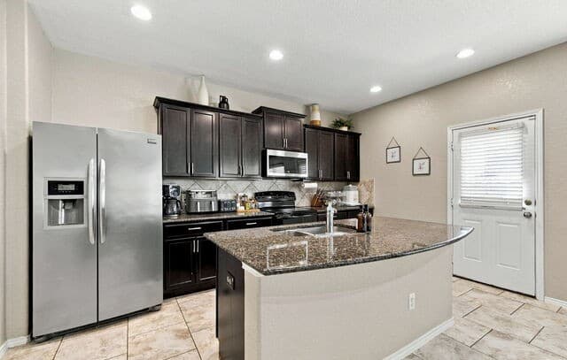 9814  Marbach Bnd, San Antonio, TX 78245 — photo 12