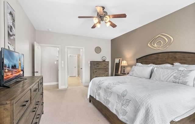 8810  Woodland Bnd, San Antonio, TX 78255 — photo 15