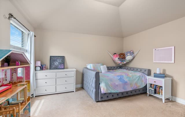 8810  Woodland Bnd, San Antonio, TX 78255 — photo 19