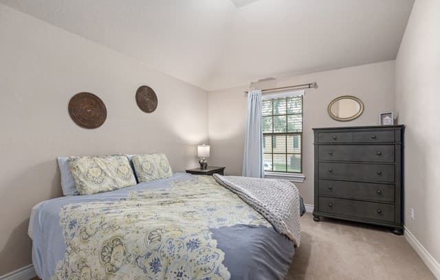 8810  Woodland Bnd, San Antonio, TX 78255 — photo 25