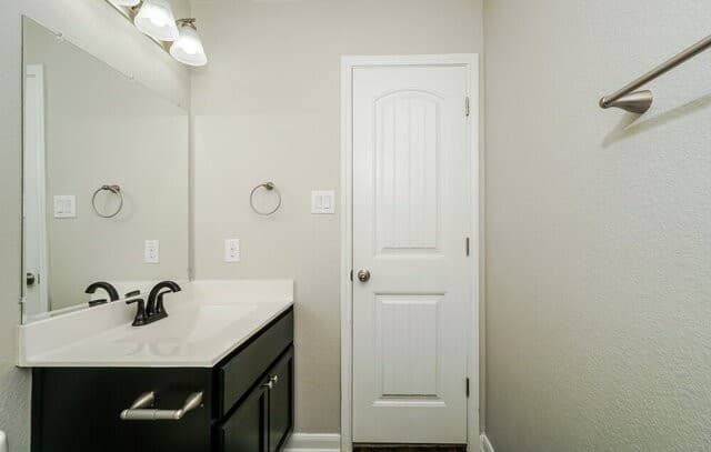 2465  McCrae, New Braunfels, TX 78130 — photo 15