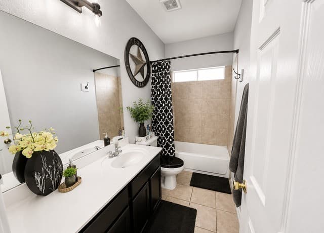 621  Magdalena Ln, New Braunfels, TX 78132 — photo 12