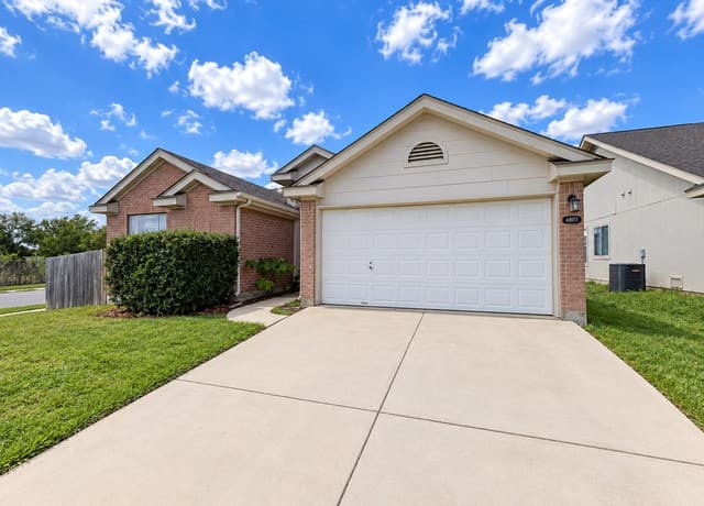 4803  Orchid Star, San Antonio, TX 78218 — photo 12