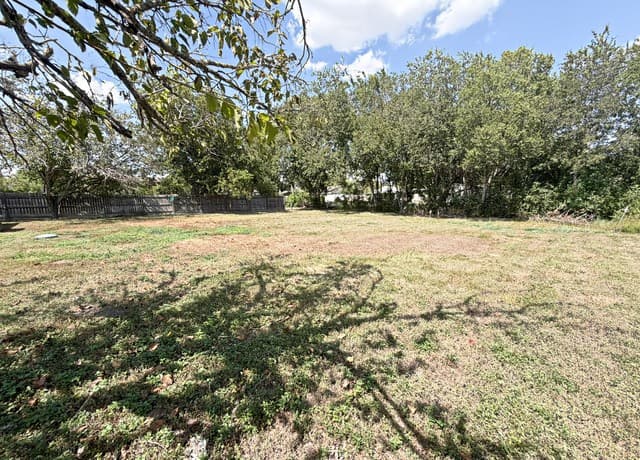 305  Haeckerville Rd, Cibolo, TX 78108 — photo 13