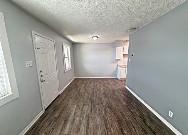 305  Haeckerville Rd, Cibolo, TX 78108 — photo 4