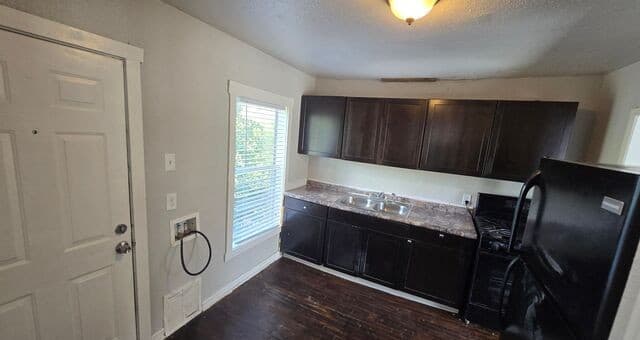 407  Natalen Ave, San Antonio, TX 78209 — photo 16
