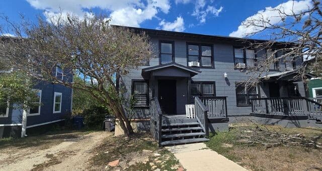 407  Natalen Ave, San Antonio, TX 78209 — photo 2