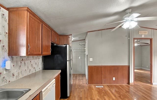 1247  Skylark Dr, Canyon Lake, TX 78133 — photo 9