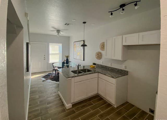 143  Lucas St Unit 205, San Antonio, TX 78209 — photo 3