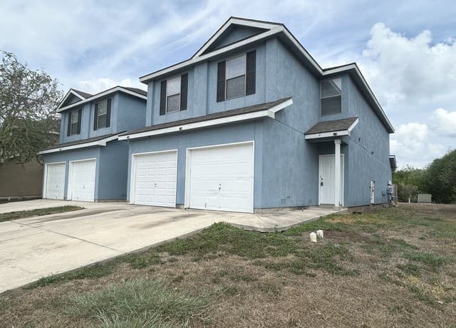 10610  Mathom Lndg Unit 4, Universal City, TX 78148 — photo 2