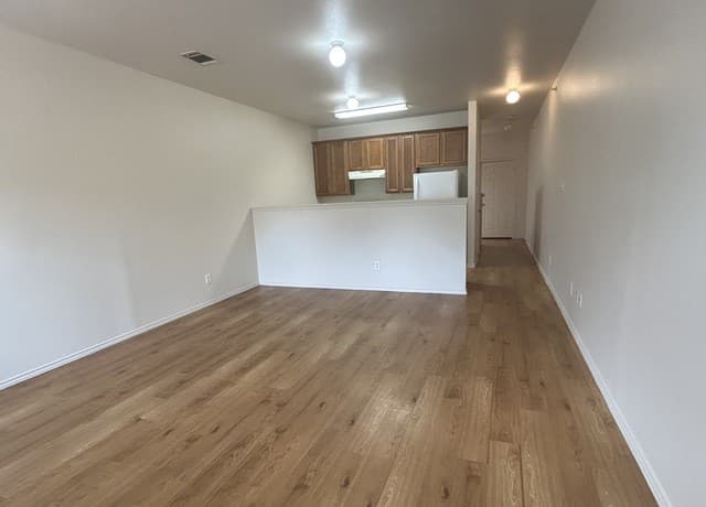 10610  Mathom Lndg Unit 4, Universal City, TX 78148 — photo 9
