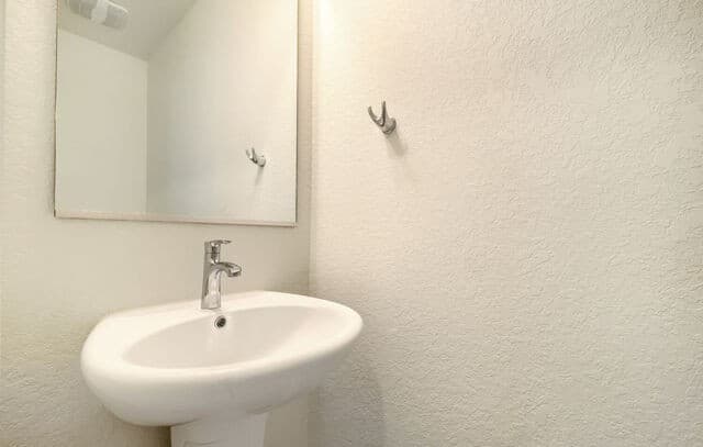4519  Gato Calico Dr, San Antonio, TX 78222 — photo 24