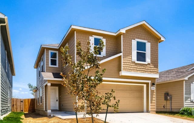4519  Gato Calico Dr, San Antonio, TX 78222 — photo 3