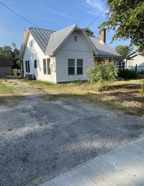 138 E Harding Blvd Unit 1