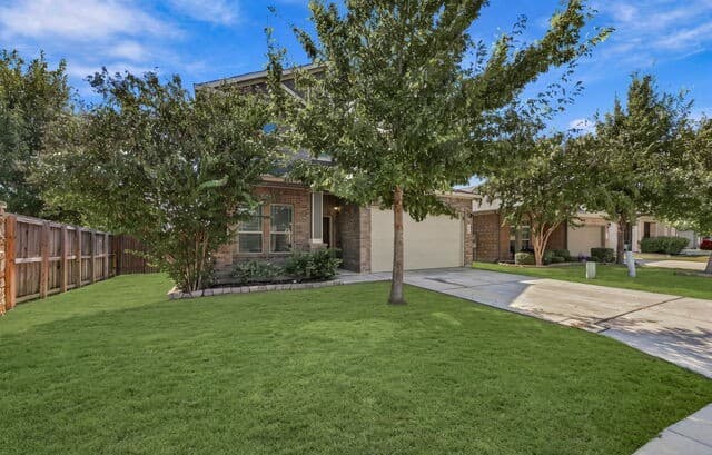 619  Wipper, New Braunfels, TX 78130 — photo 2