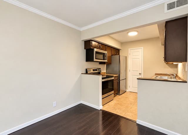6718  Callaghan Rd Unit 301, San Antonio, TX 78229 — photo 5