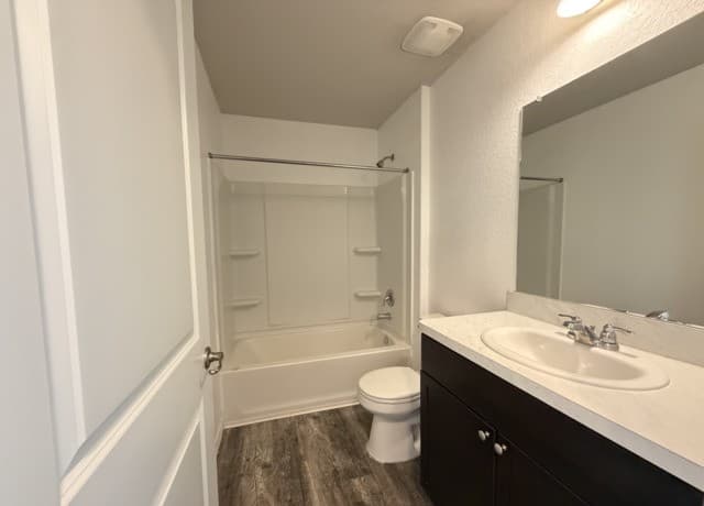 723  Pelican Lndg, San Antonio, TX 78221 — photo 12