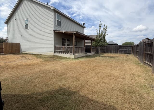 723  Pelican Lndg, San Antonio, TX 78221 — photo 15
