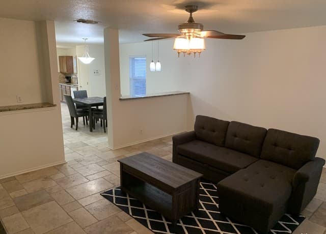 10615  Shaenview