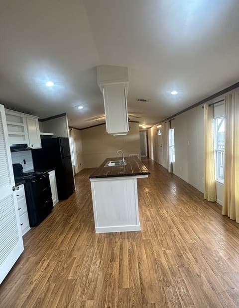 10161  Loop 106, Adkins, TX 78101 — photo 6