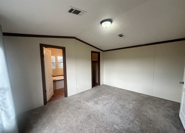 10161  Loop 106, Adkins, TX 78101 — photo 7