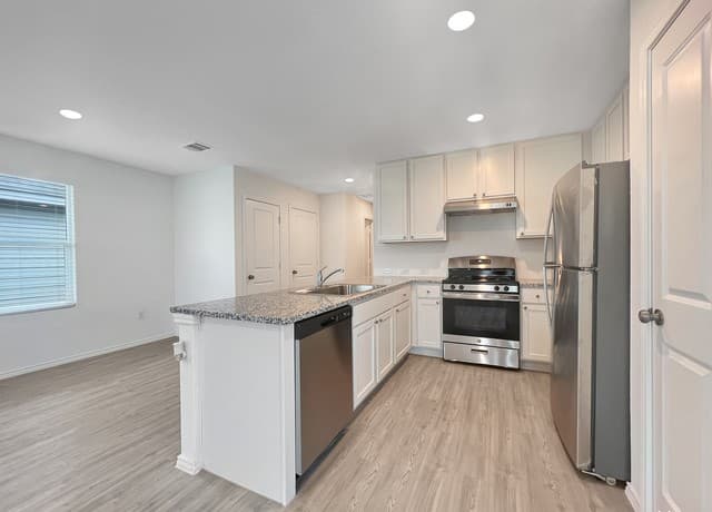 13846  Llama Pl, San Antonio, TX 78252 — photo 6
