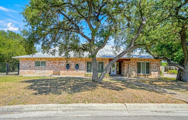 6005  Covers Cv, Schertz, TX 78108 — photo 2