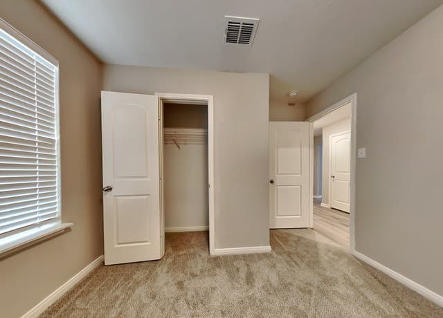 2910  Lavender Mdw, San Antonio, TX 78222 — photo 12