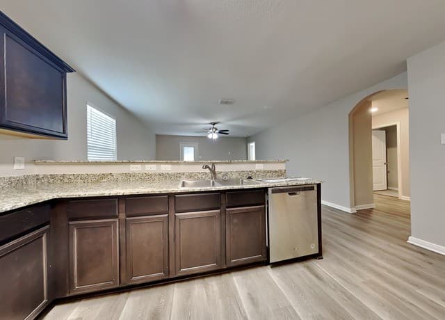 2910  Lavender Mdw, San Antonio, TX 78222 — photo 7