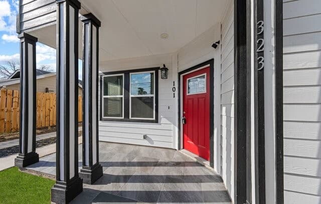 323 Gabriel Unit 101