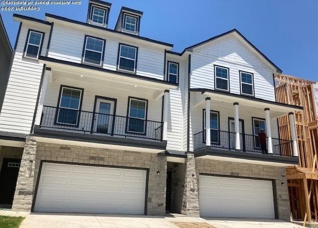 21518 James Charles