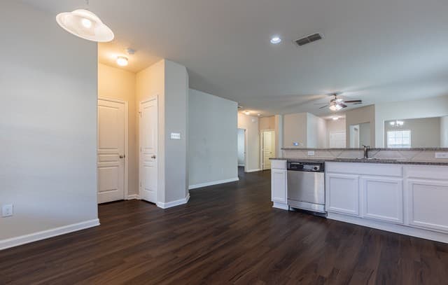 11403  Dodson Trl, San Antonio, TX 78245 — photo 14