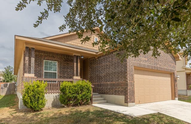 11403  Dodson Trl, San Antonio, TX 78245 — photo 3