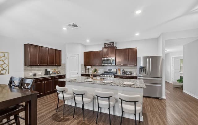906  Red Crossbill, San Antonio, TX 78253 — photo 15