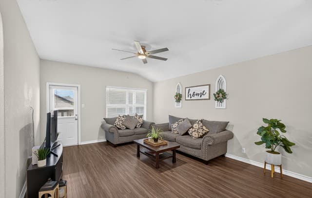 906  Red Crossbill, San Antonio, TX 78253 — photo 19
