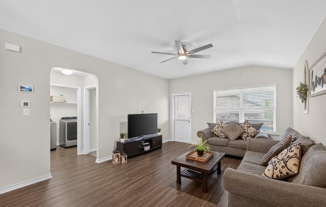 906  Red Crossbill, San Antonio, TX 78253 — photo 21