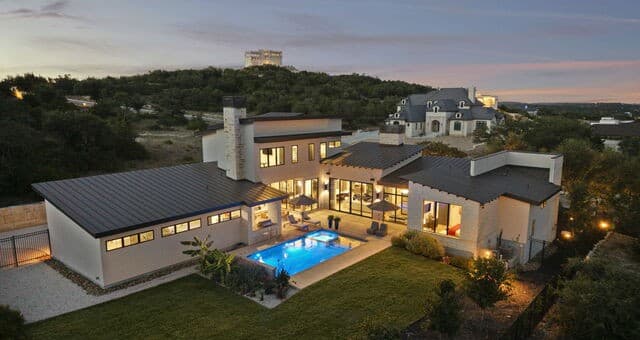 11227  Kendall Cyn