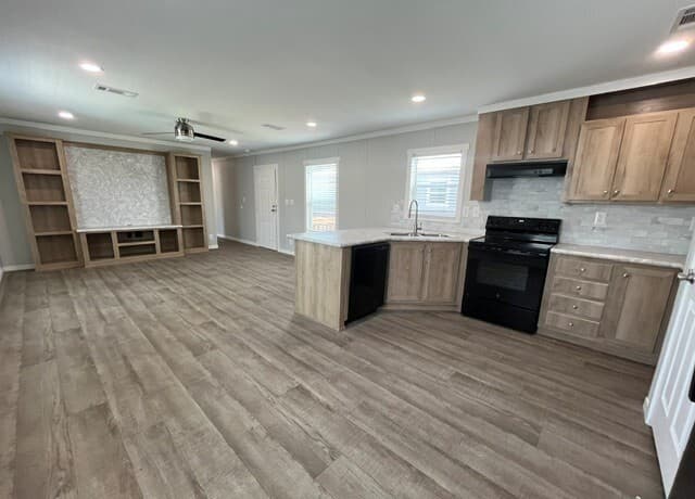 15934  Flores Crst, San Antonio, TX 78221 — photo 3
