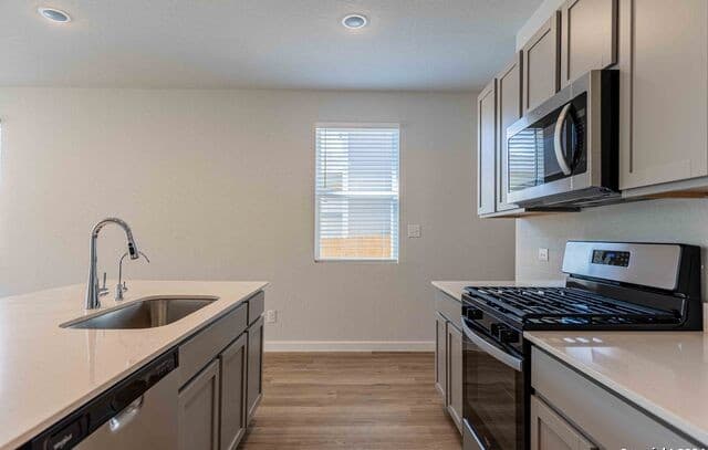 5318  Tourmaline Loop, San Antonio, TX 78222 — photo 7