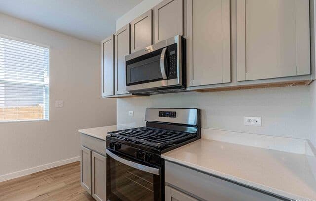 5318  Tourmaline Loop, San Antonio, TX 78222 — photo 8