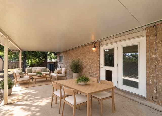 6426  Regency Lane, San Antonio, TX 78249 — photo 10