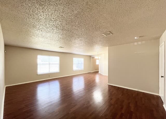6426  Regency Lane, San Antonio, TX 78249 — photo 12