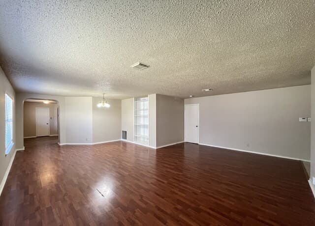 6426  Regency Lane, San Antonio, TX 78249 — photo 13