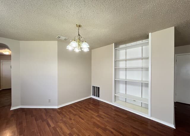 6426  Regency Lane, San Antonio, TX 78249 — photo 15