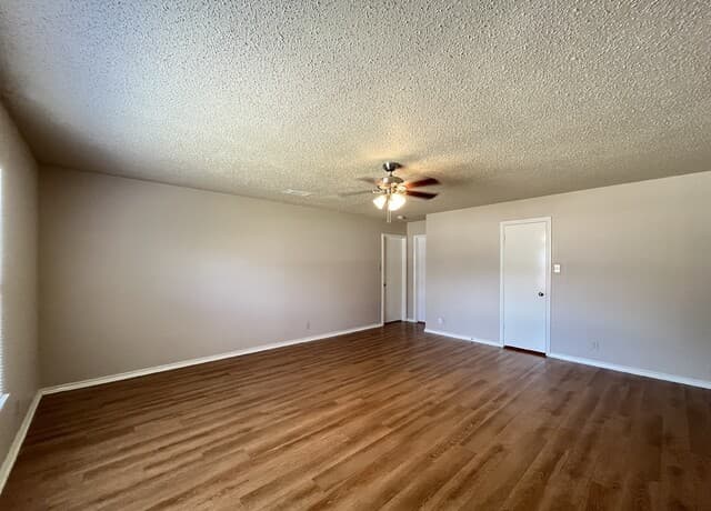 6426  Regency Lane, San Antonio, TX 78249 — photo 24