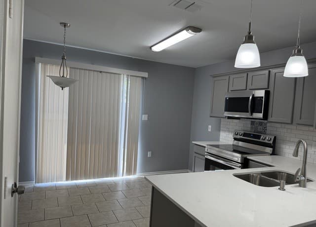 6711  Dragon Tooth, San Antonio, TX 78242 — photo 5