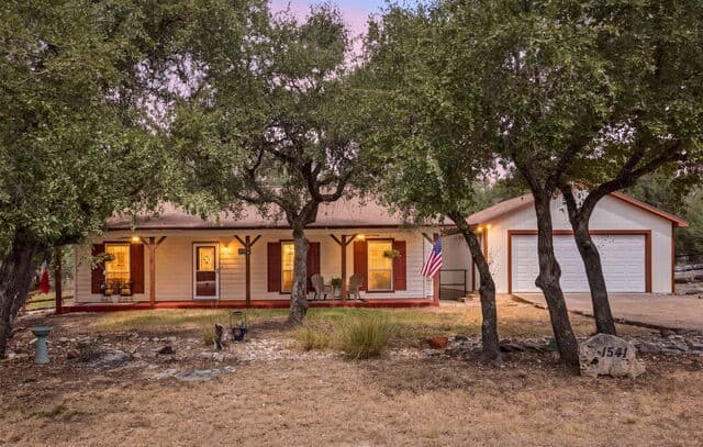 1541  Green Meadow Ln