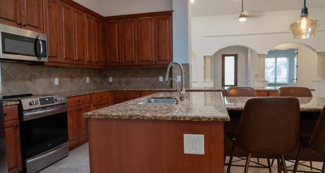 22218  Rivolta Ln., San Antonio, TX 78257 — photo 6