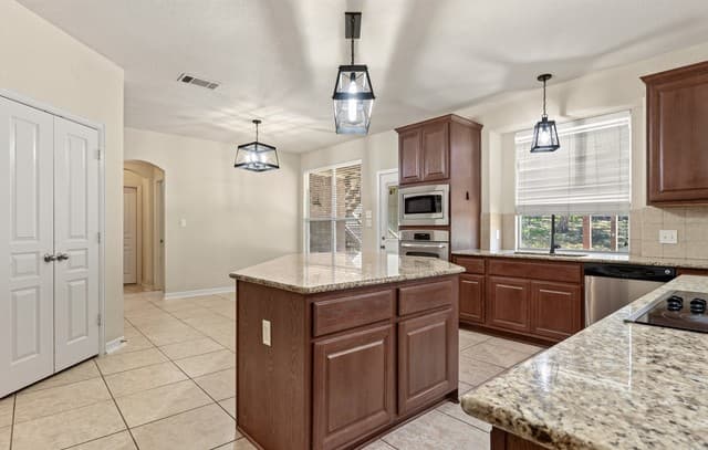 9118  Overlook Rdg, Boerne, TX 78006 — photo 14
